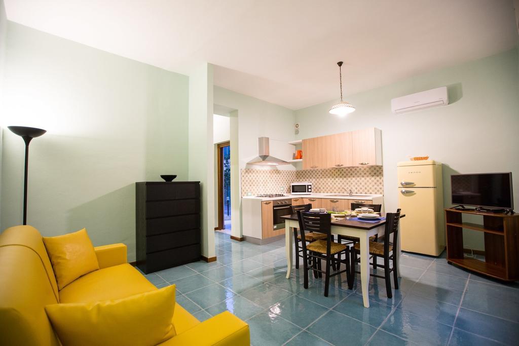 Il Nido Del Sole Apartment Cefalu Ruang foto
